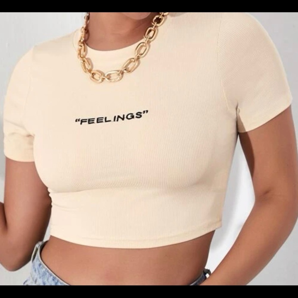 Feelings Fitted Crop top